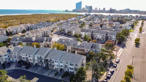 View/Area - 2 Surfside Rd, Brigantine, NJ 08203 photo 3 of 9