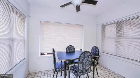 Entry Way - 526 Highland, Absecon, NJ 08205 photo 3 of 4