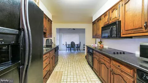 Entry Way - 526 Highland, Absecon, NJ 08205 photo 2 of 4
