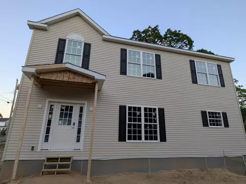 740 3rd St, Somers Point, NJ 08244
