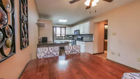 Dining - 1104 Breakers Ave, Absecon, NJ 08201 photo 2 of 3