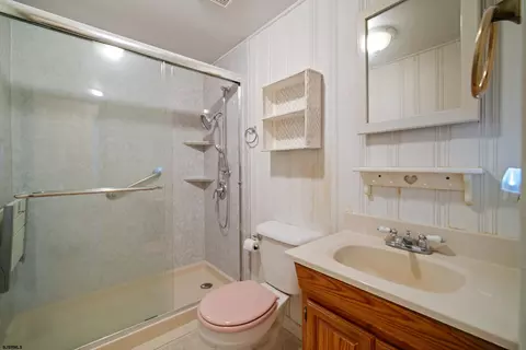 Bath - 303 Nectar Ave, Galloway, NJ 08205 photo 1 of 2