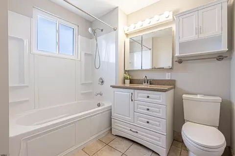 34 E Lee Ave, Absecon, NJ 08201 photo 3