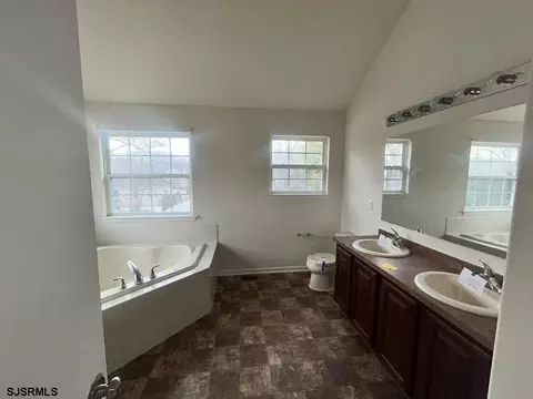 Bath - 127 Ruby Dr, Egg Harbor Township, NJ 08234 photo 1 of 3