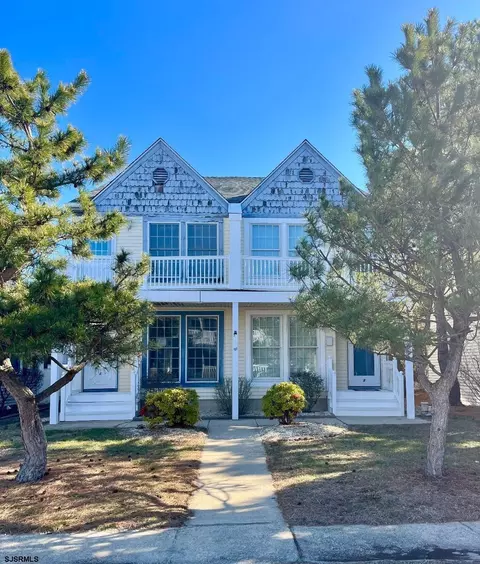 327 S 36th St #B, Brigantine, NJ 08203