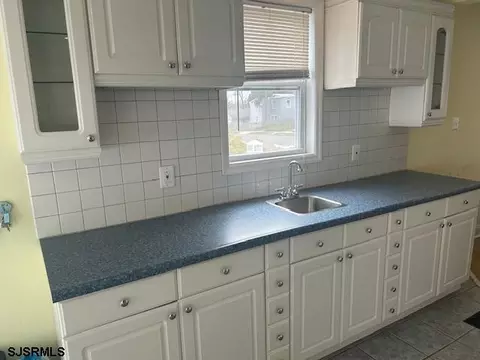 115 E Cedar Ave, Somers Point, NJ 08244 photo 5