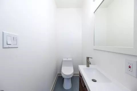 8 Ocean Dr E, Brigantine, NJ 08203 photo 28