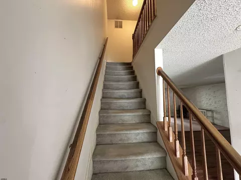Entry Way - 232 E Colman Pl, Galloway, NJ 08205 photo 2 of 2