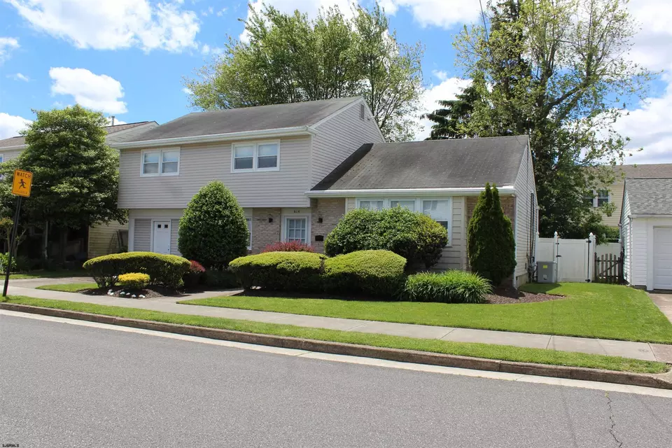 Exterior - 614 N Delavan Ave, Margate City, NJ 08402 photo 1 of 6