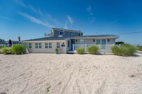107 Stern Dr, Somers Point, NJ 08244