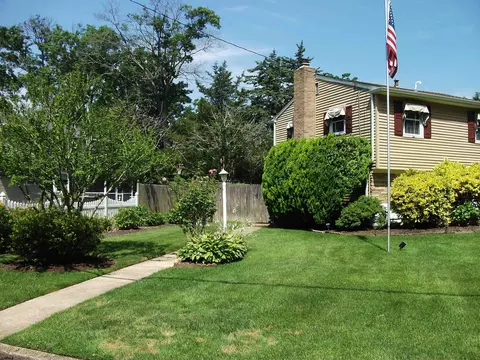 703 Breakers Ave, Absecon, NJ 08201 photo 4