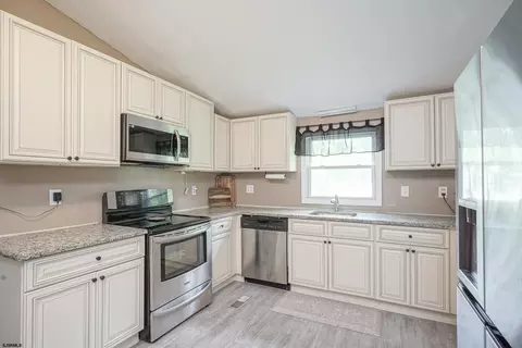 3 E Beach Rd, Williamstown, NJ 08094 photo 9