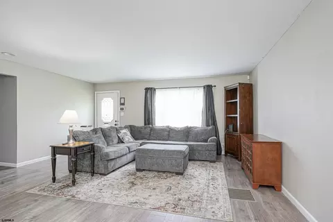 3 E Beach Rd, Williamstown, NJ 08094 photo 6