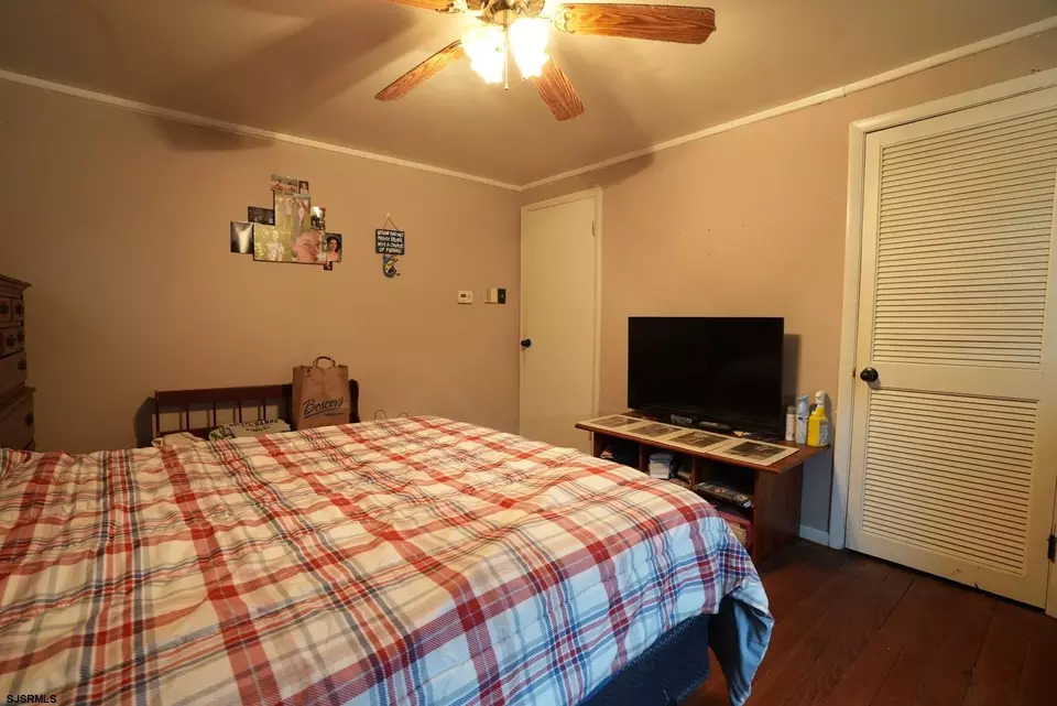 Bedroom - 553 Irving Ave, Bridgeton, NJ 08302 photo 2 of 7