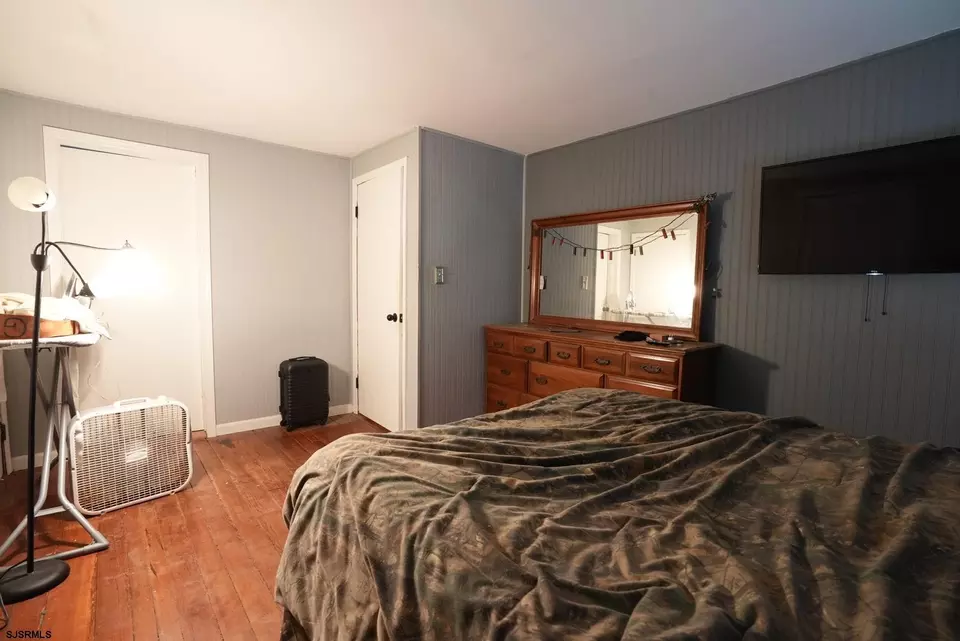 Bedroom - 553 Irving Ave, Bridgeton, NJ 08302 photo 6 of 7