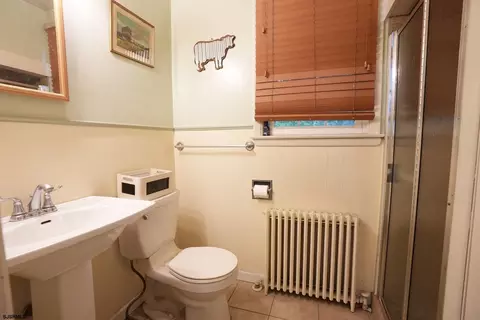 Bath - 553 Irving Ave, Bridgeton, NJ 08302 photo 1 of 4