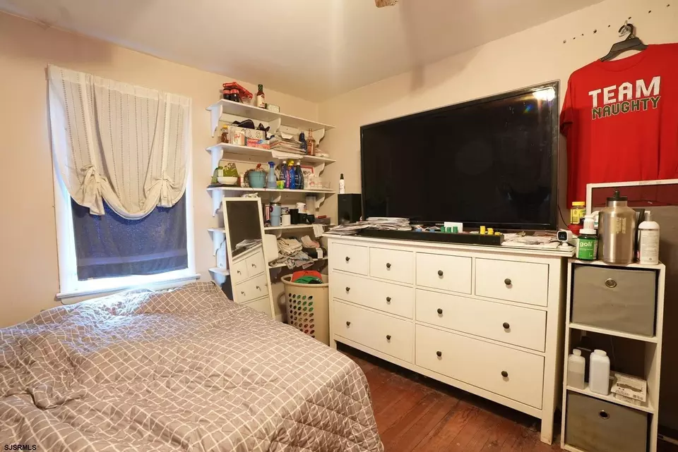 Bedroom - 553 Irving Ave, Bridgeton, NJ 08302 photo 7 of 7