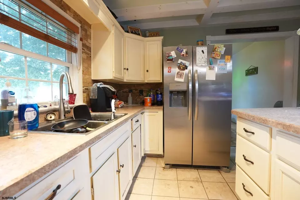 Kitchen - 553 Irving Ave, Bridgeton, NJ 08302 photo 6 of 7