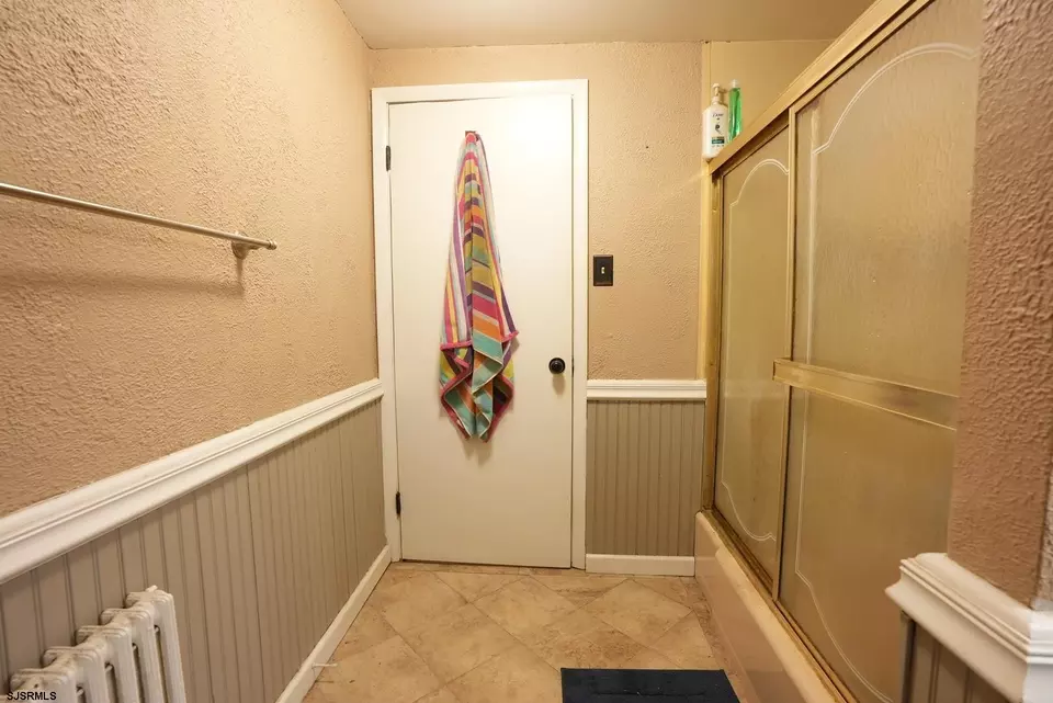 Bath - 553 Irving Ave, Bridgeton, NJ 08302 photo 4 of 4