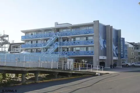 870 7th St #215, Ocean City, NJ 08226