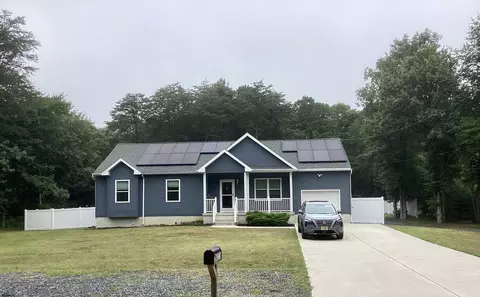 Exterior - 233 Walnut Ave, Berlin, NJ 08009 photo 1 of 8