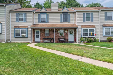 827 Saint Regis Ct #827, West Deptford, NJ 08051