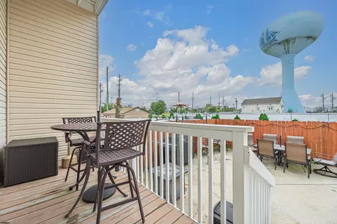Exterior - 6 Marc Ln, Brigantine, NJ 08203 photo 3 of 4