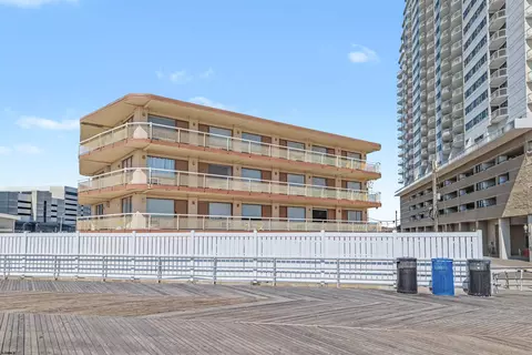 108 S Montpelier Ave #301, Atlantic City, NJ 08401