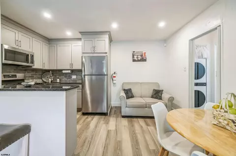 4901 Harbor Beach Blvd #H2, Brigantine, NJ 08203