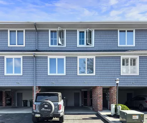 903 Harbour Cv #903, Somers Point, NJ 08244