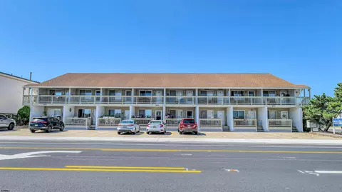203 E Brigantine Ave #204, Brigantine, NJ 08203