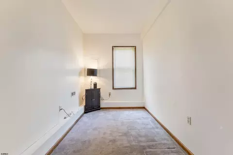 Bedroom - 208 Crestview Ave, Galloway, NJ 08205 photo 1 of 5