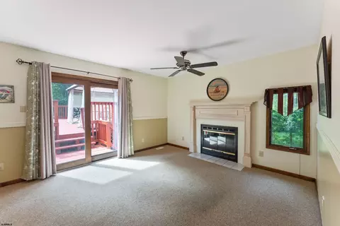 Living - 208 Crestview Ave, Galloway, NJ 08205 photo 5 of 5