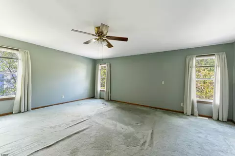 Bedroom - 208 Crestview Ave, Galloway, NJ 08205 photo 2 of 5