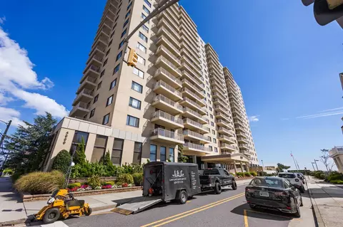 5000 Boardwalk #1911, Ventnor City, NJ 08406