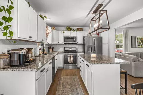 Kitchen - 711 E Ocean Ave, Galloway, NJ 08205 photo 3 of 5