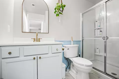 Bath - 711 E Ocean Ave, Galloway, NJ 08205 photo 2 of 3