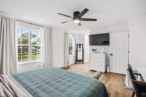 Bedroom - 711 E Ocean Ave, Galloway, NJ 08205 photo 3 of 5
