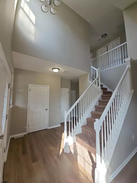 Entry Way - 29 Falling Leaf Ct, Galloway, NJ 08205 photo 1 of 3