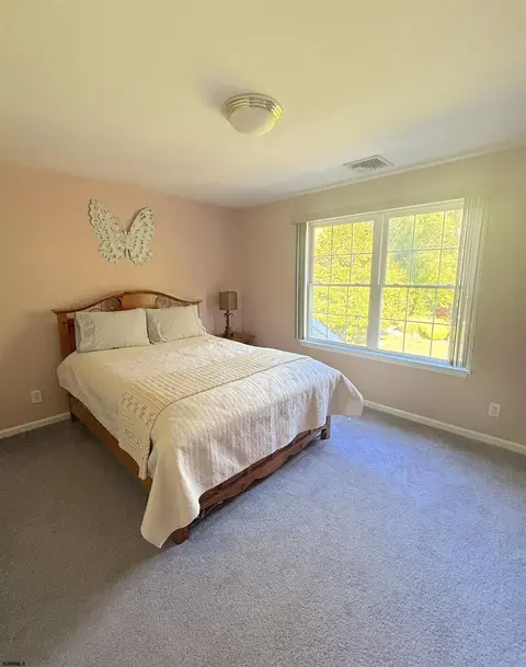 153 Oak Leaf Rd, Berlin, NJ 08009 photo 71