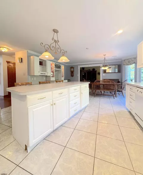 153 Oak Leaf Rd, Berlin, NJ 08009 photo 21