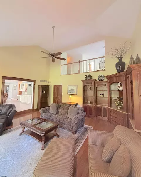 153 Oak Leaf Rd, Berlin, NJ 08009 photo 32