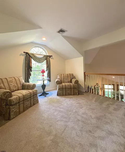 153 Oak Leaf Rd, Berlin, NJ 08009 photo 94