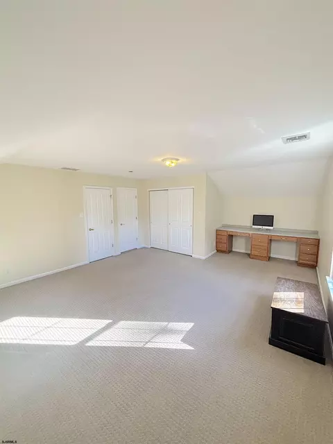 153 Oak Leaf Rd, Berlin, NJ 08009 photo 64