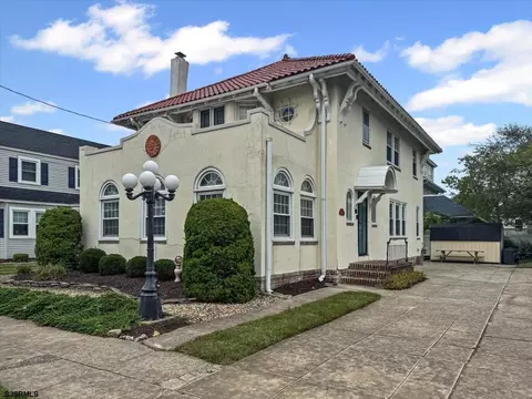 811 E 7th St Ave, Ocean City, NJ 08226