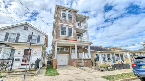 124 N Newport Ave, Ventnor City, NJ 08406