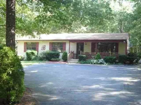 117 Crestview Ave, Galloway, NJ 08205