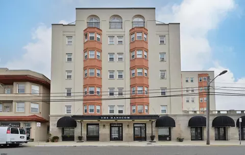 807 E 8th St #511, Ocean City, NJ 08226