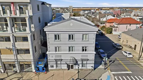 5307 Atlantic Ave #E, Ventnor City, NJ 08406