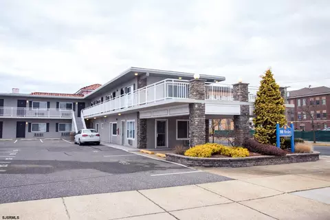 900 Wesley Ave #207, Ocean City, NJ 08226